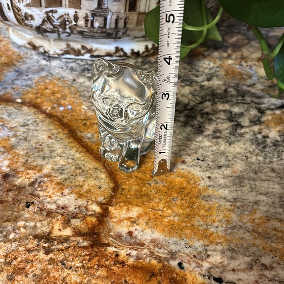 Crystal Clear Glass Cat Figurine - Picture 6 of 6